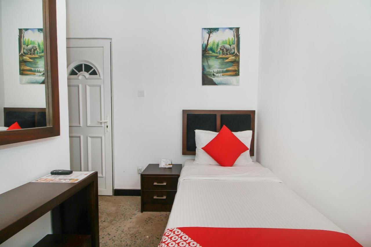 Hotel 198 Negombo Eksteriør bilde